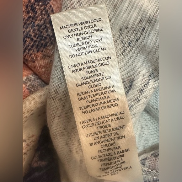 CHICO’s beautiful top long sleeve women size 3 - Picture 8 of 8